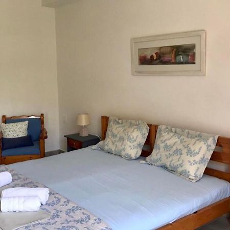 Barbara'S One Bedroom Apartments Argostoli  Eksteriør billede