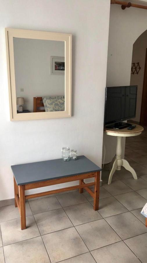 Barbara'S One Bedroom Apartments Argostoli  Eksteriør billede